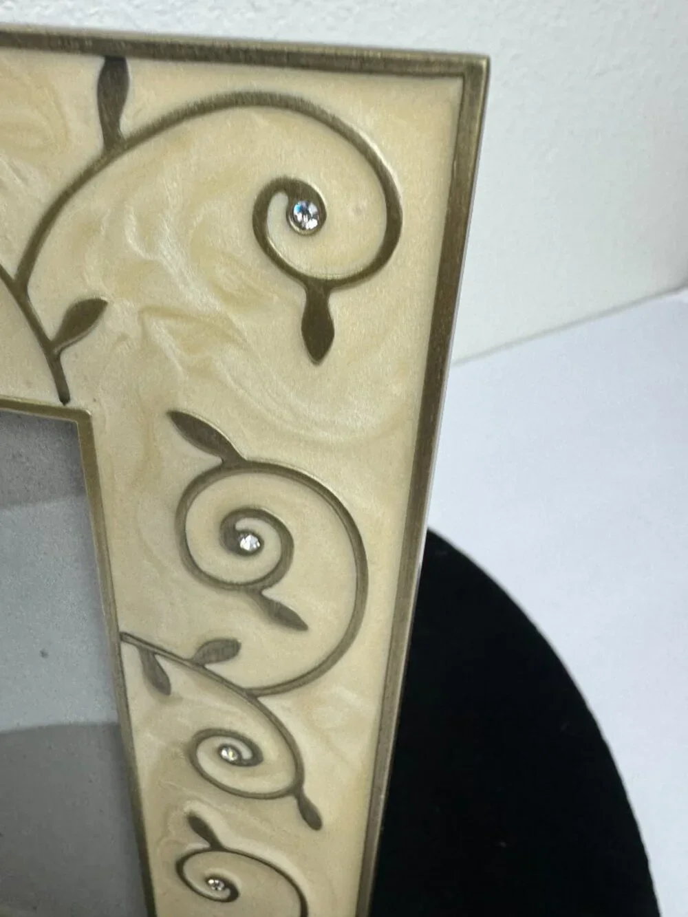 Elegant Decorative Brass Photo Frame w/ Cream Pearlized Enamel & Rhinestone